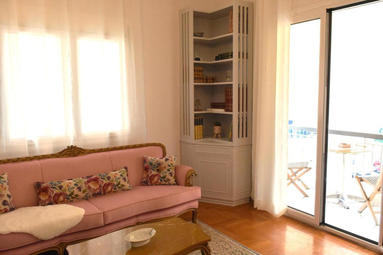 Ellis House Apartamento Agrinio Exterior foto